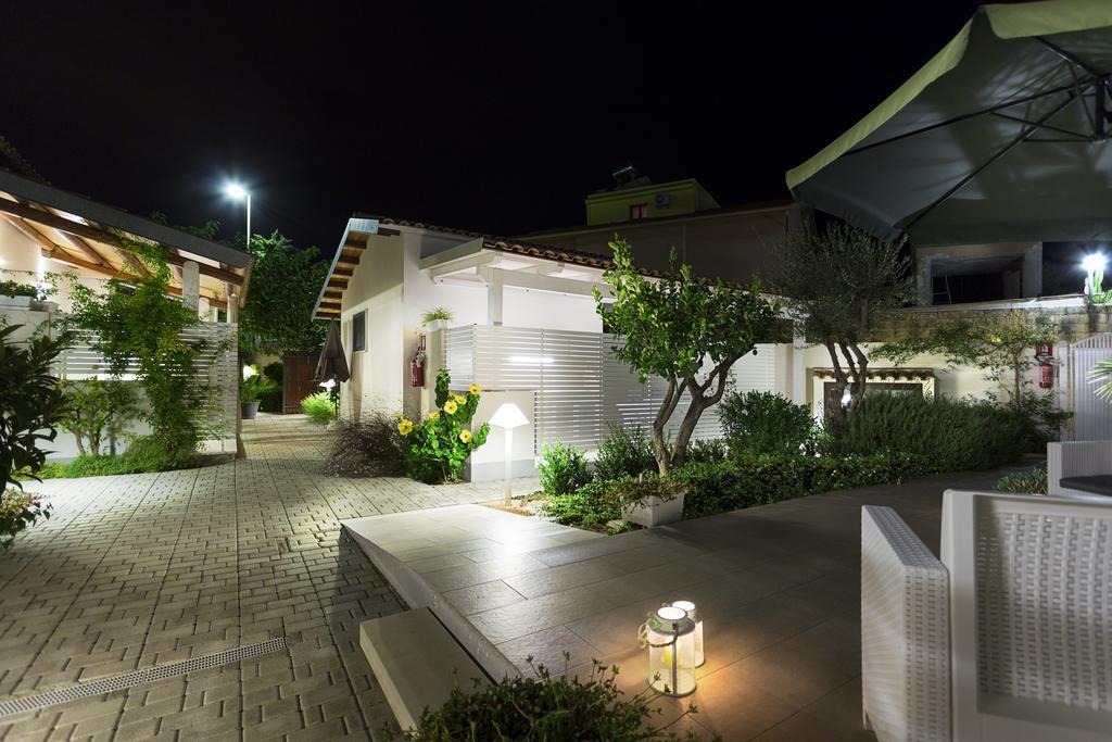 Angelsa Casa Vacanze Marina di Modica Exterior foto